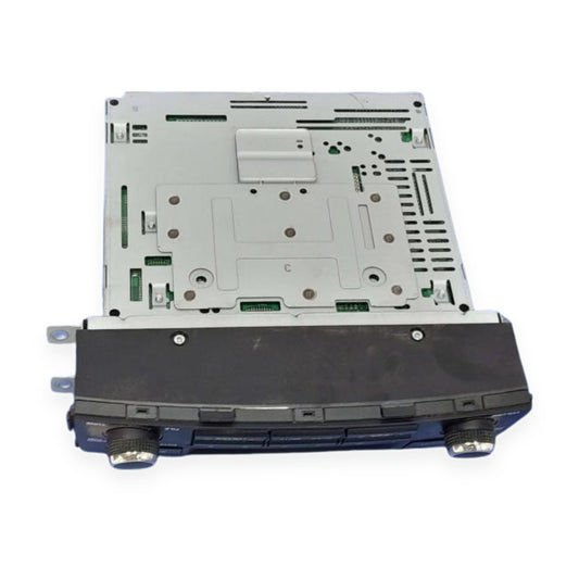 2011–2013 Kia Sorento Radio Receiver AM/FM/CD/MP3 Bluetooth OEM — used automotive part