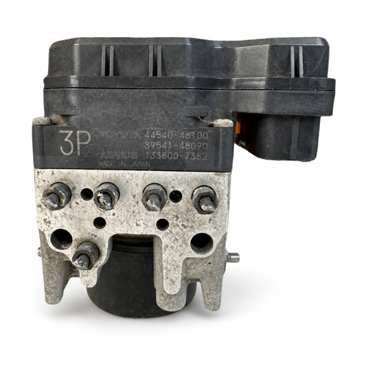 Used 2004–2007 Toyota Highlander ABS brake pump module ABK51113
