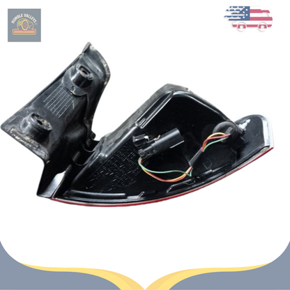 2010–2019 Lincoln MKT Left Passenger Tail Light Lamp Quarter Panel Mount LH — view 4