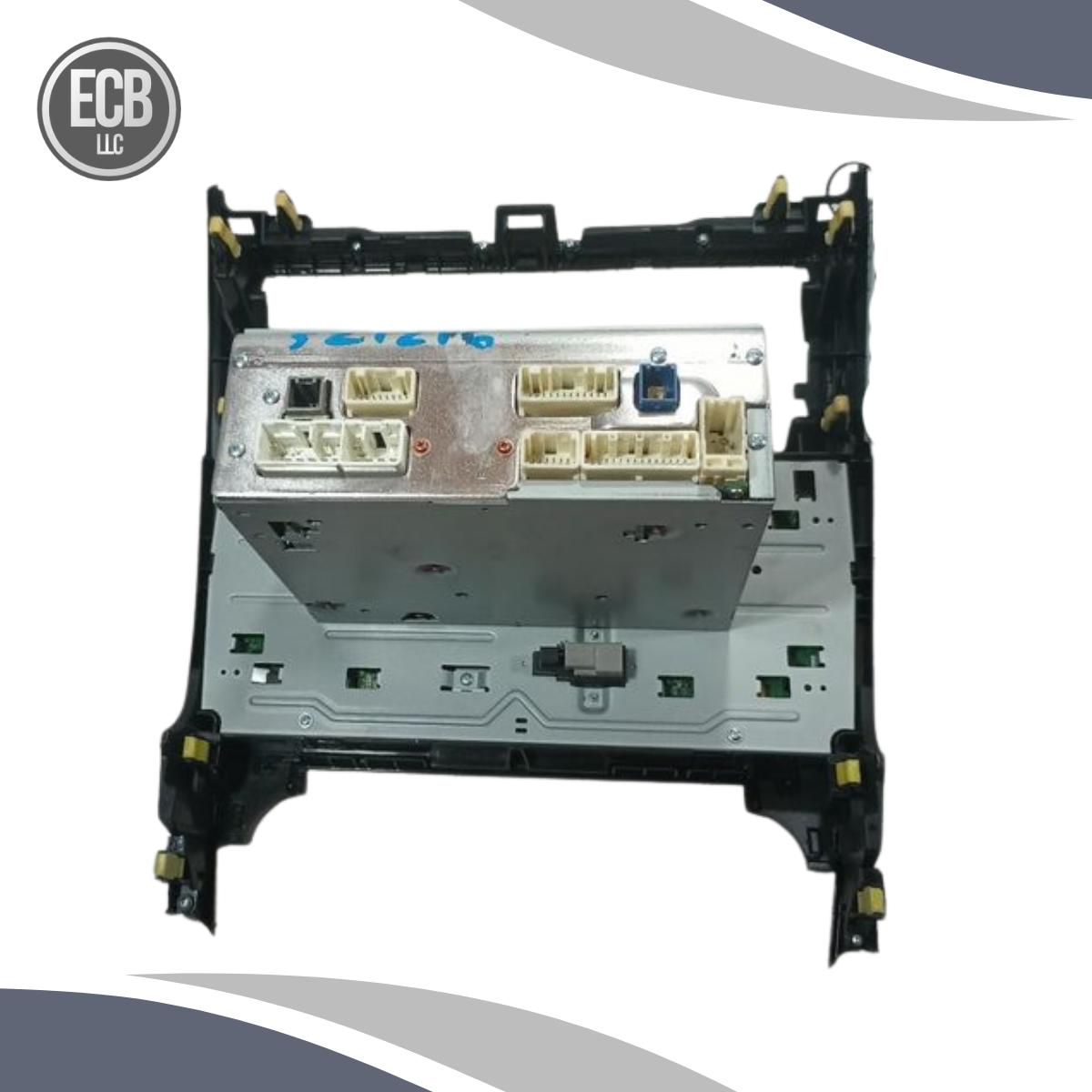 2012–2013 Toyota Camry Radio Receiver AM?FM?CD OEM — view 2