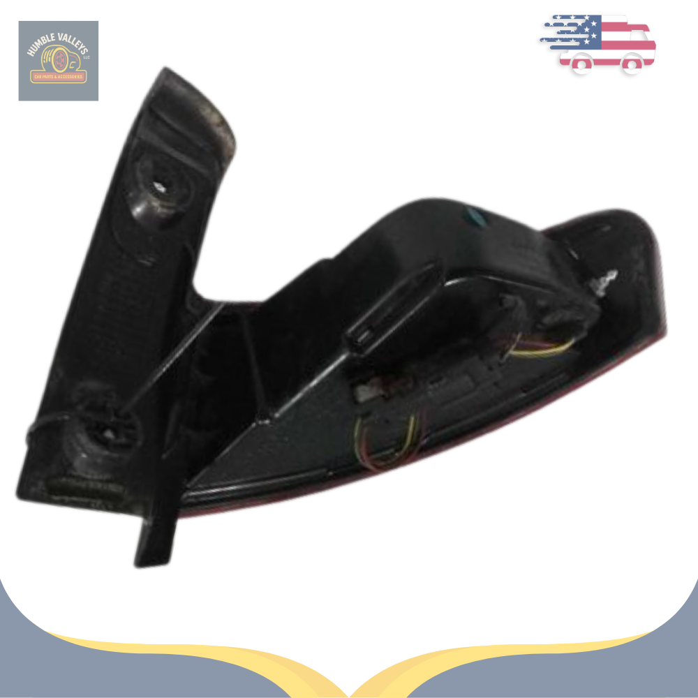 2010–2019 Lincoln MKT Left Passenger Tail Light Lamp Quarter Panel Mount LH — view 3