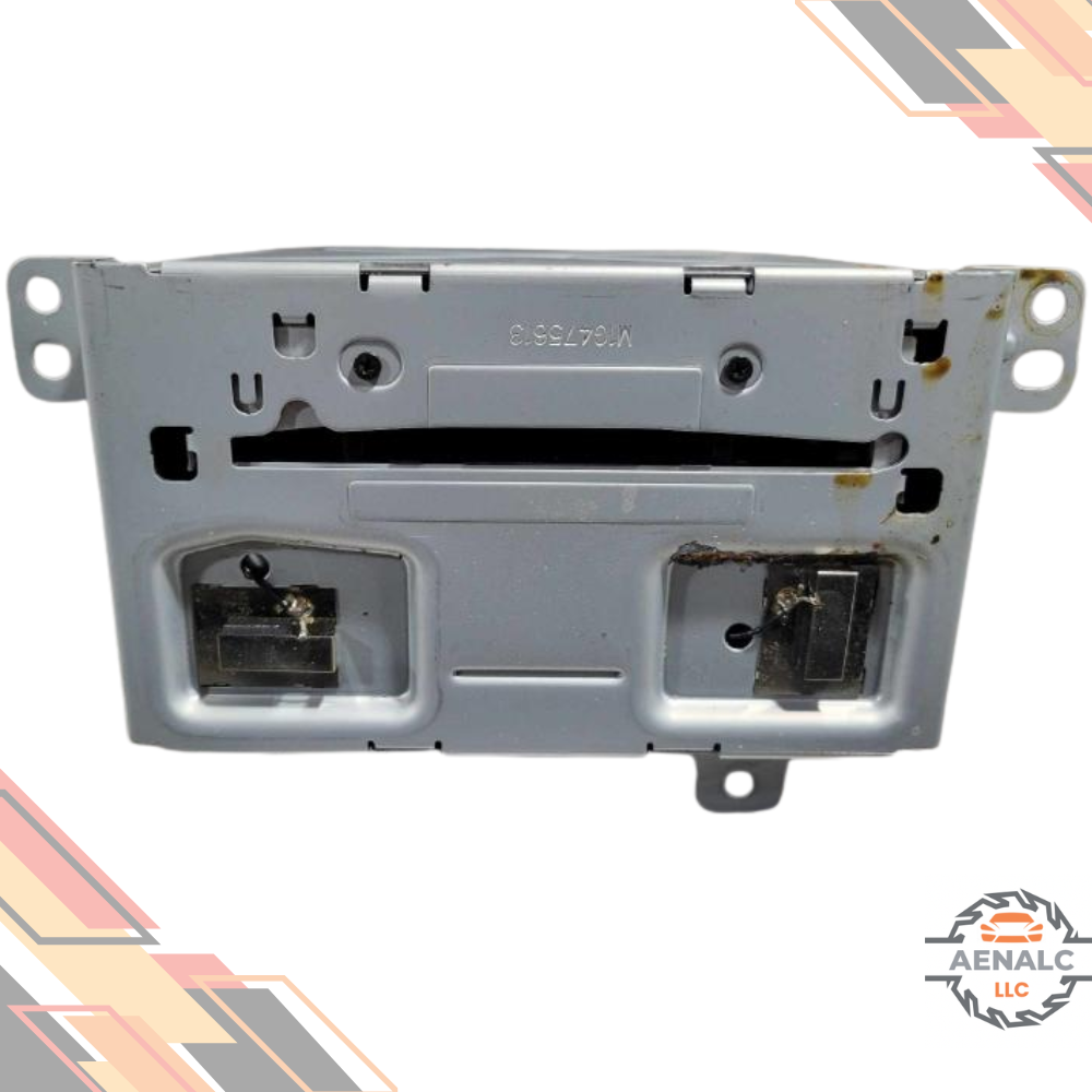 2013 GMC Terrain AM FM CD MP3 Radio Receiver Navigation UHQ OEM — view 1