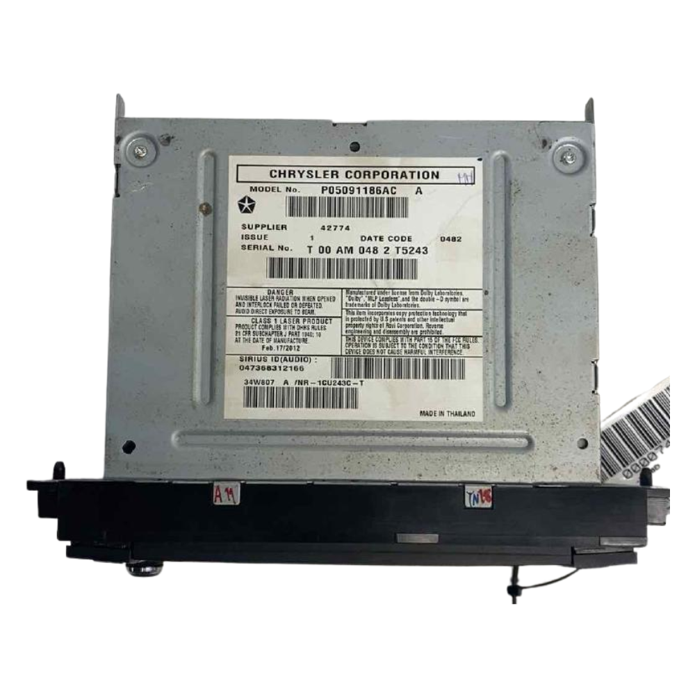 2012 Jeep Liberty AM FM CD AUX DVD Navigation Radio RHB W SATELLITE OEM 12 — view 2