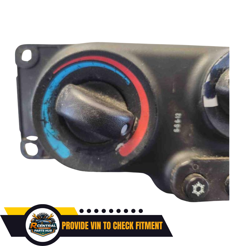 2005 Chevrolet Equinox A/C AC Temperature Heater Climate Controls — view 3