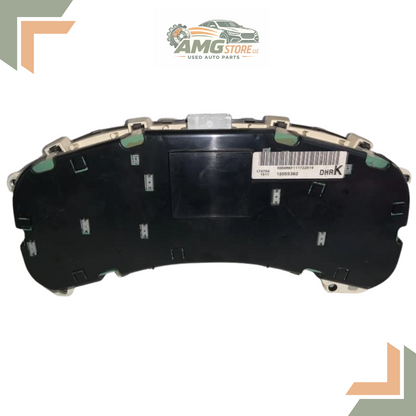 2000–2002 Chevrolet Tahoe Speedometer Speedo Cluster MPH OEM — view 3