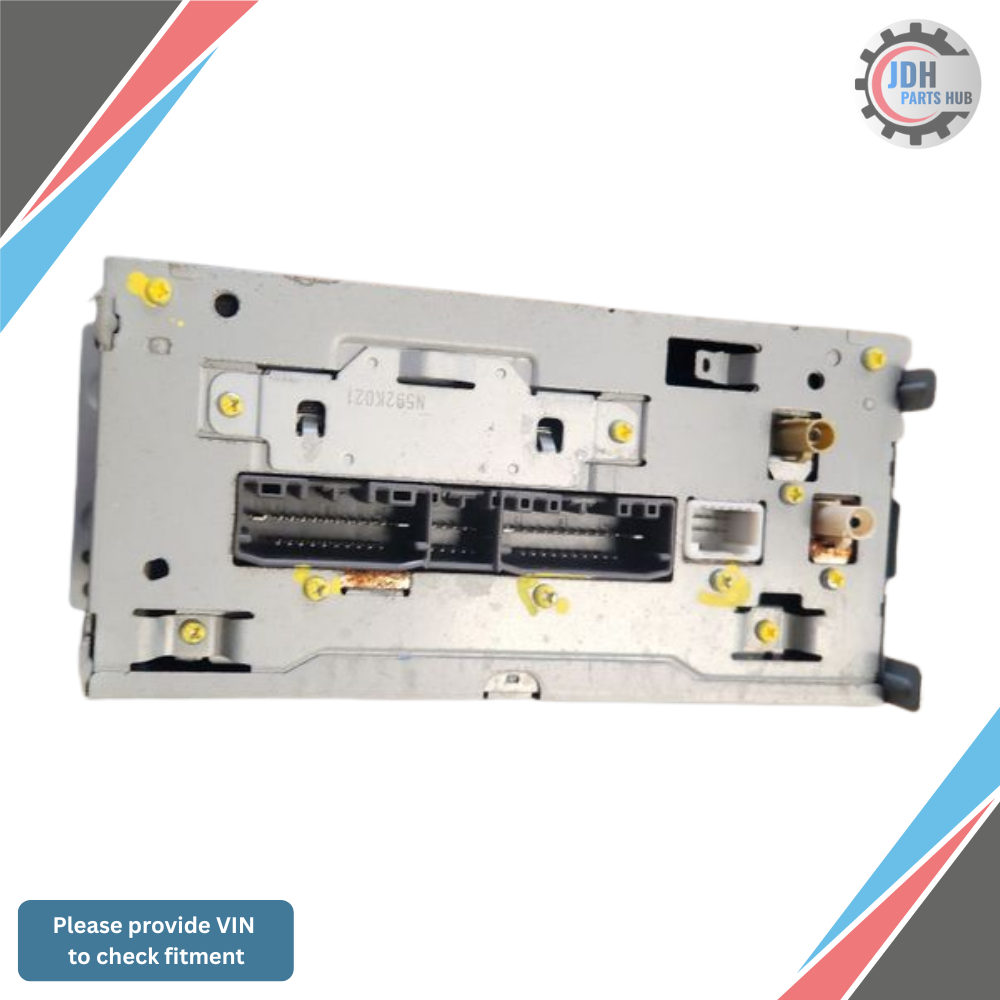 2013–2016 Chrysler Town & Country AM FM CD Navigation Radio Display Screen RHB — view 2