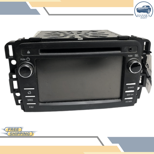 2013–2014 Chevrolet Traverse AM FM CD Radio Receiver with Display Screen OEM — view 1