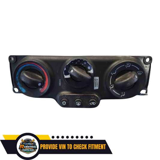2005 Chevrolet Equinox A/C AC Temperature Heater Climate Controls — view 1