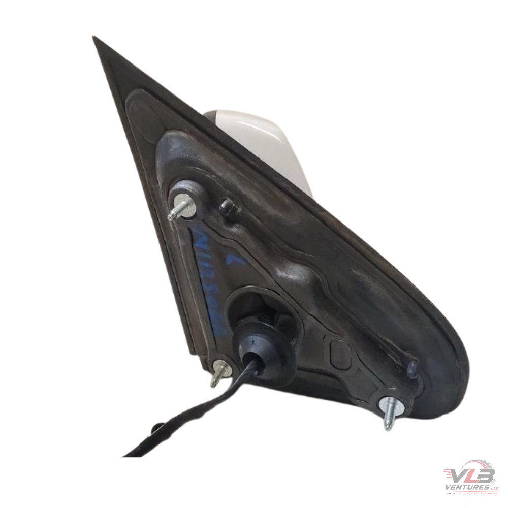 2014–2019 Chevrolet Silverado 1500 Left Driver Side View Door Mirror White OEM — view 3