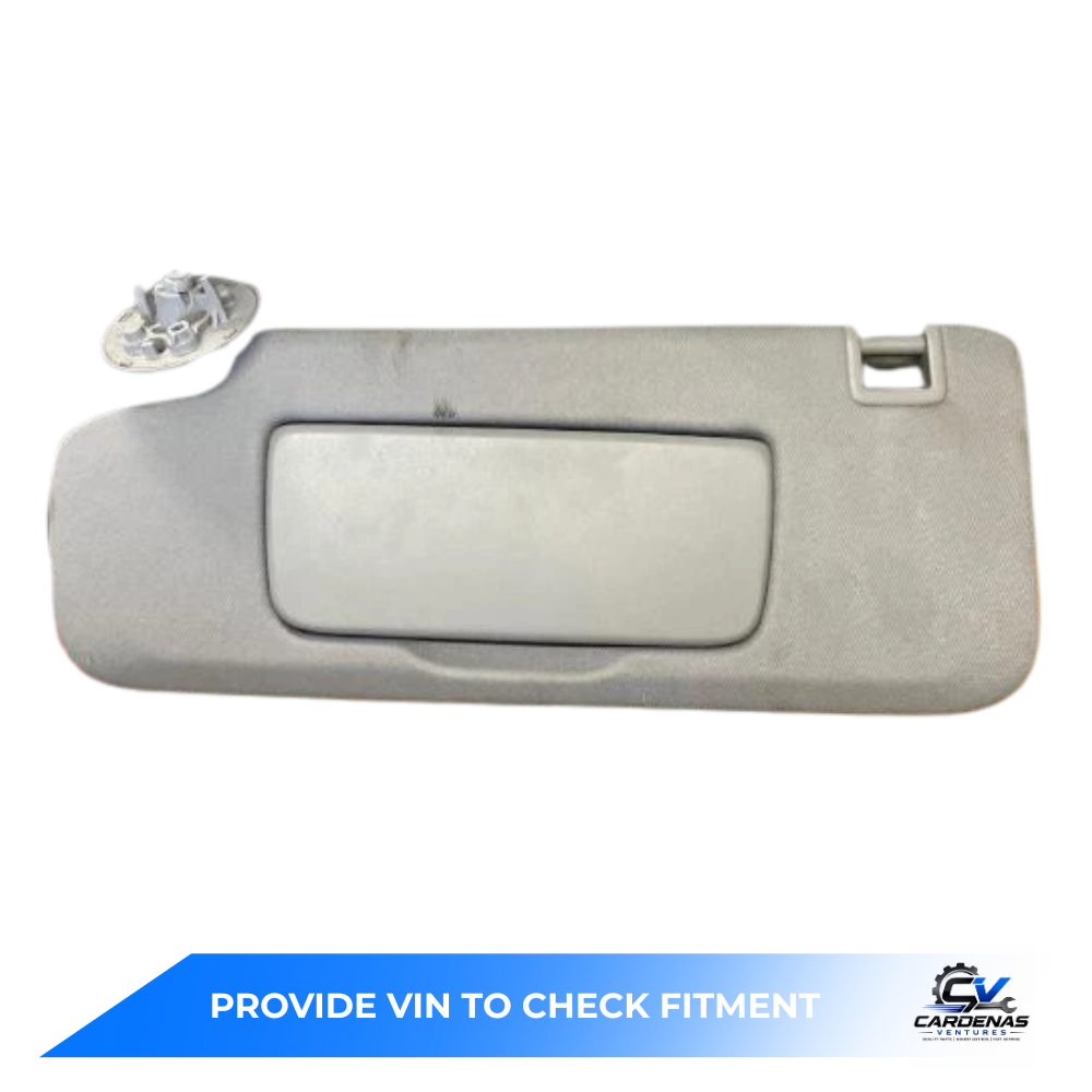 2018–2019 Chevrolet Equinox LH Driver Sunvisor Sun Visor with Mirror & Light OEM — view 1