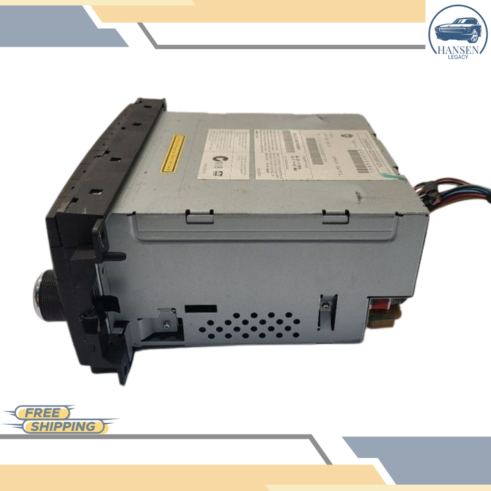 2008–2009 Jeep Wrangler AM FM 6 CD MP3 Radio Receiver REQ Satellite 08 09 — view 3
