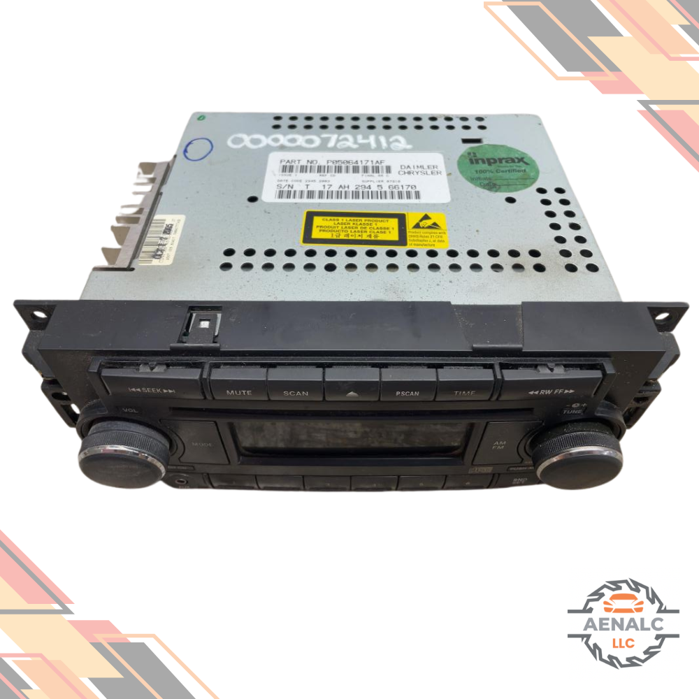 2005–2007 Chrysler 300 AM FM CD Player Radio Receiver OEM — view 2