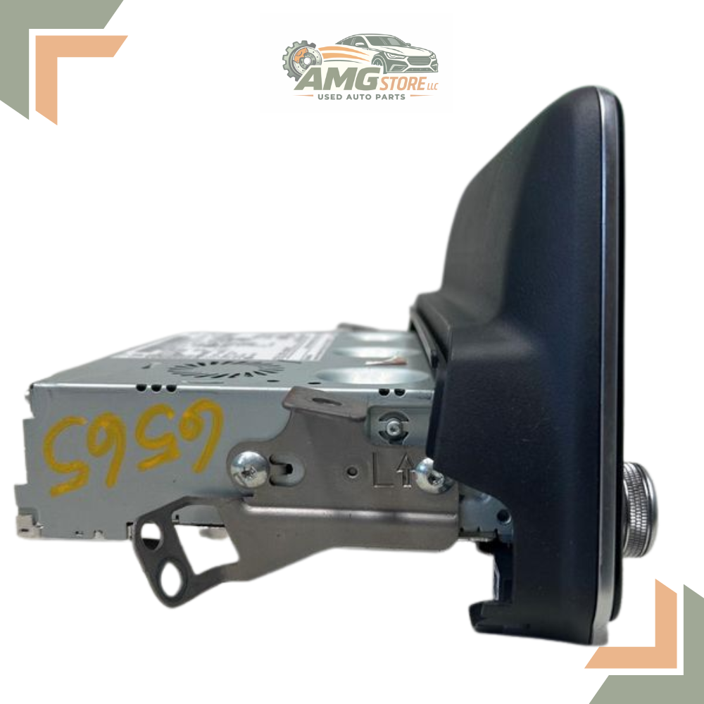 2019–2022 Nissan Altima AM FM Radio Receiver With Display Screen OEM — view 4