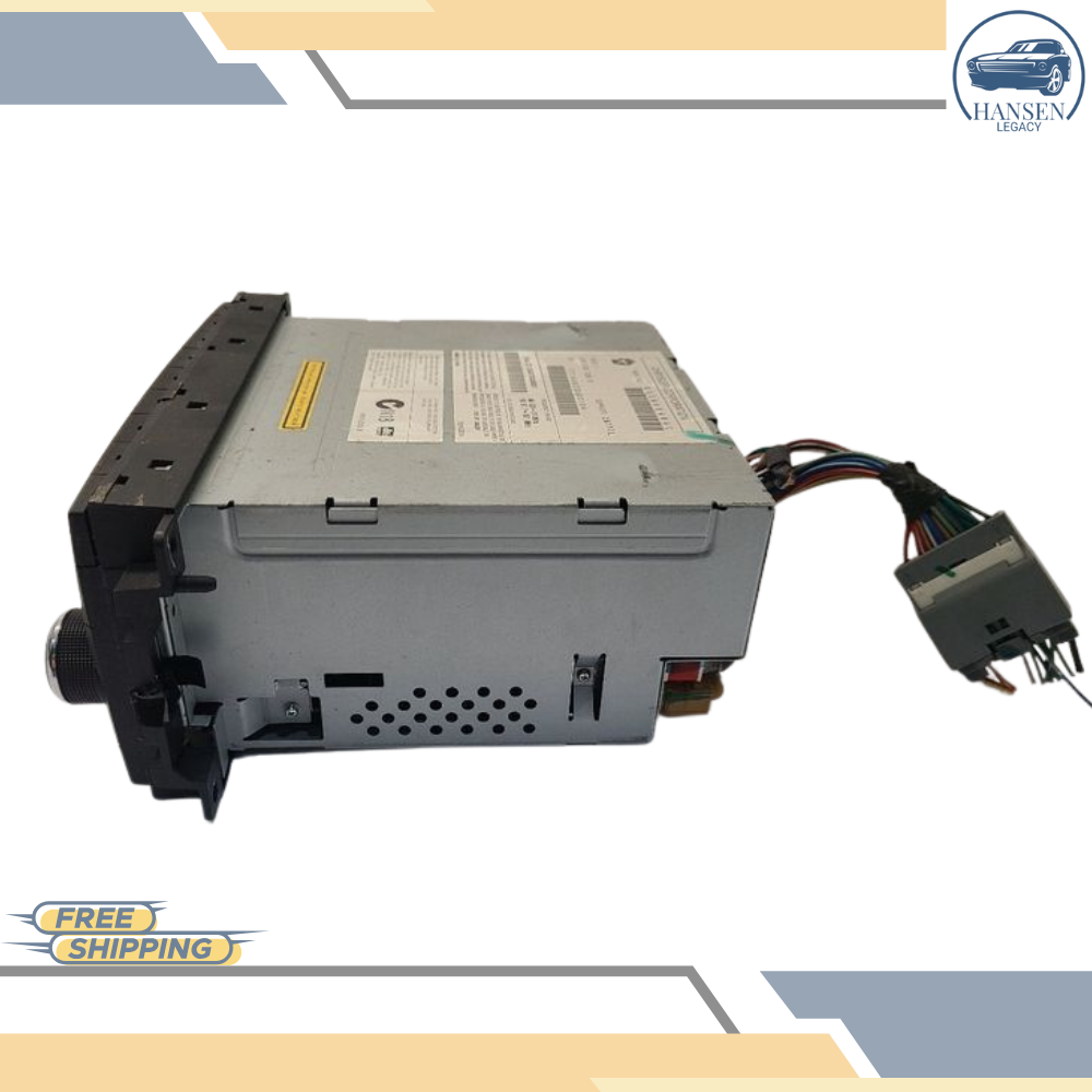 2010–2014 Jeep Wrangler AM/FM Radio Receiver OEM — view 3