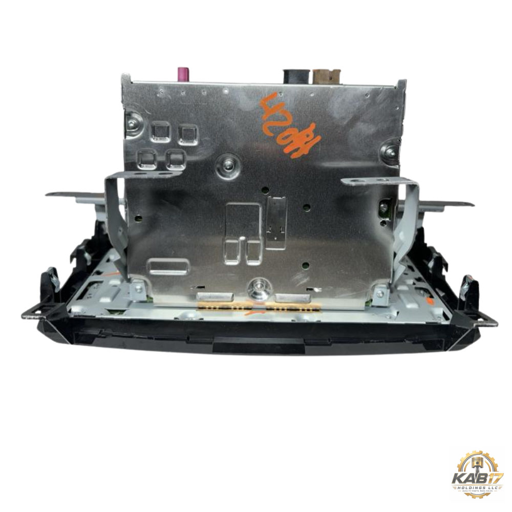 2018–2020 Nissan Rogue AM FM CD Radio Receiver OEM — view 3