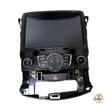 2016–2017 Chevrolet Cruze Radio Receiver 8" Display Option UQA OEM — view 1