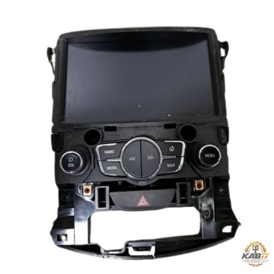 2016–2017 Chevrolet Cruze Radio Receiver 8" Display Option UQA OEM — view 1