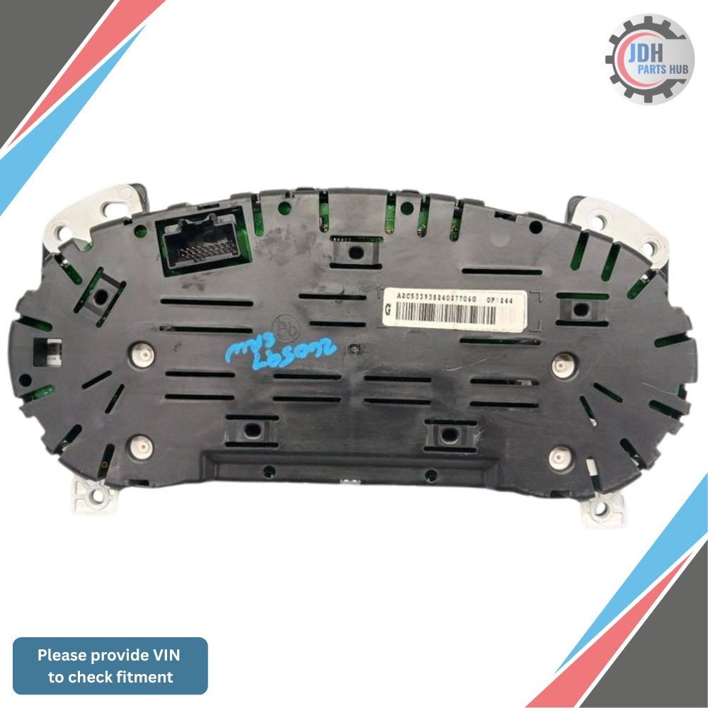 2013 Chevrolet Malibu Speedometer Gauges Cluster MPH 2.5L OEM — view 4