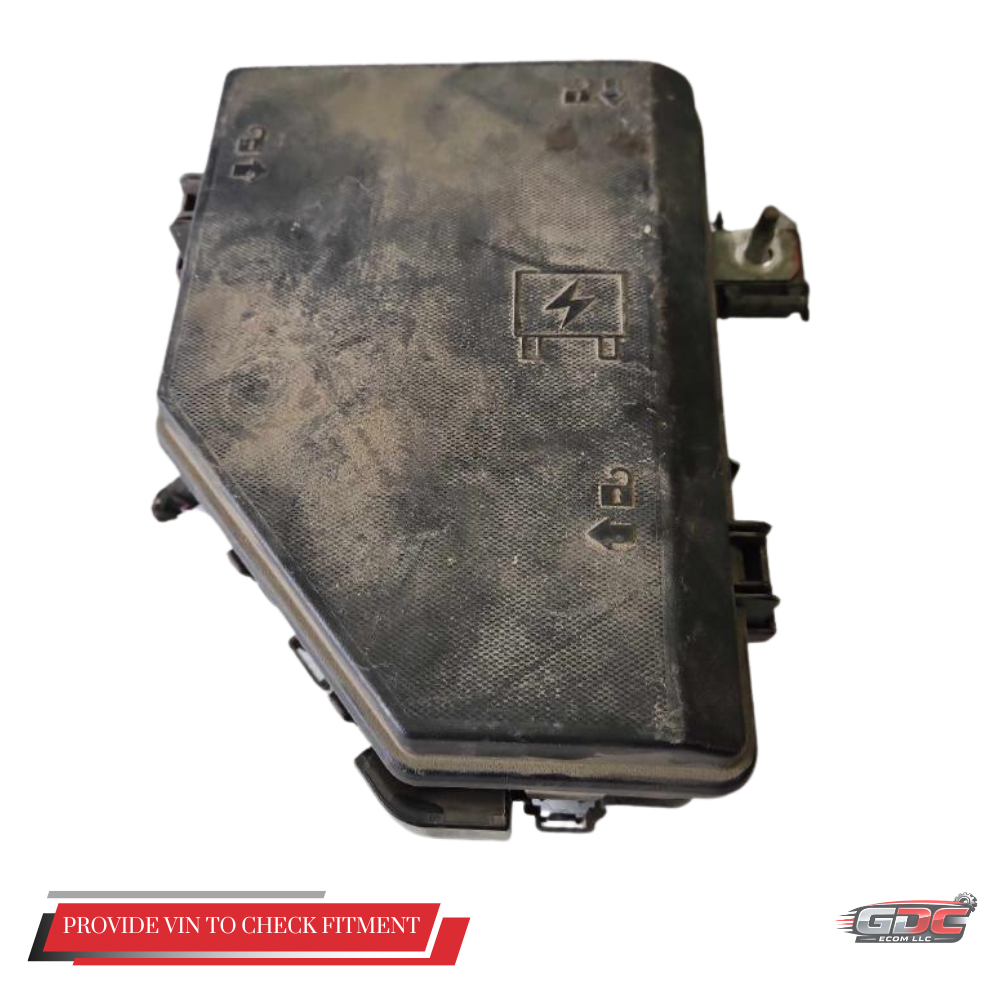 2015–2017 Chevrolet Traverse Engine Compartment Fuse Box OEM — view 1
