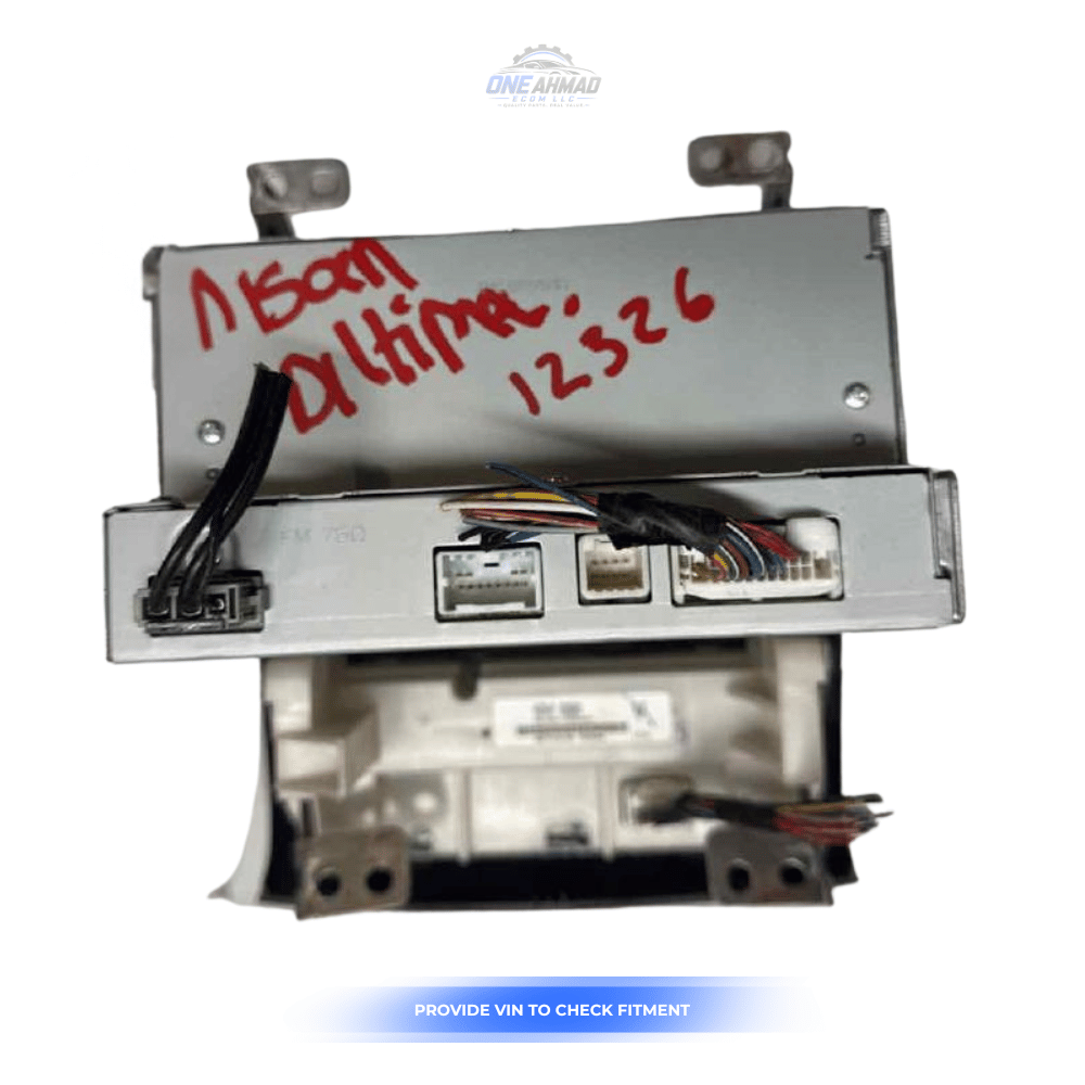 2010–2012 Nissan Altima AM FM CD Player Radio Receiver without navigation system OEM — view 3
