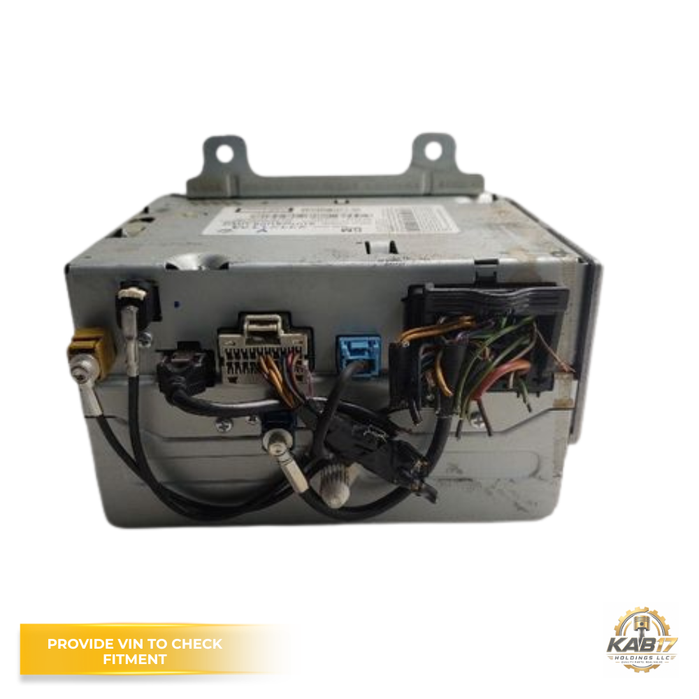 2013 GMC Terrain AM FM CD MP3 Radio Receiver Navigation OEM — view 3