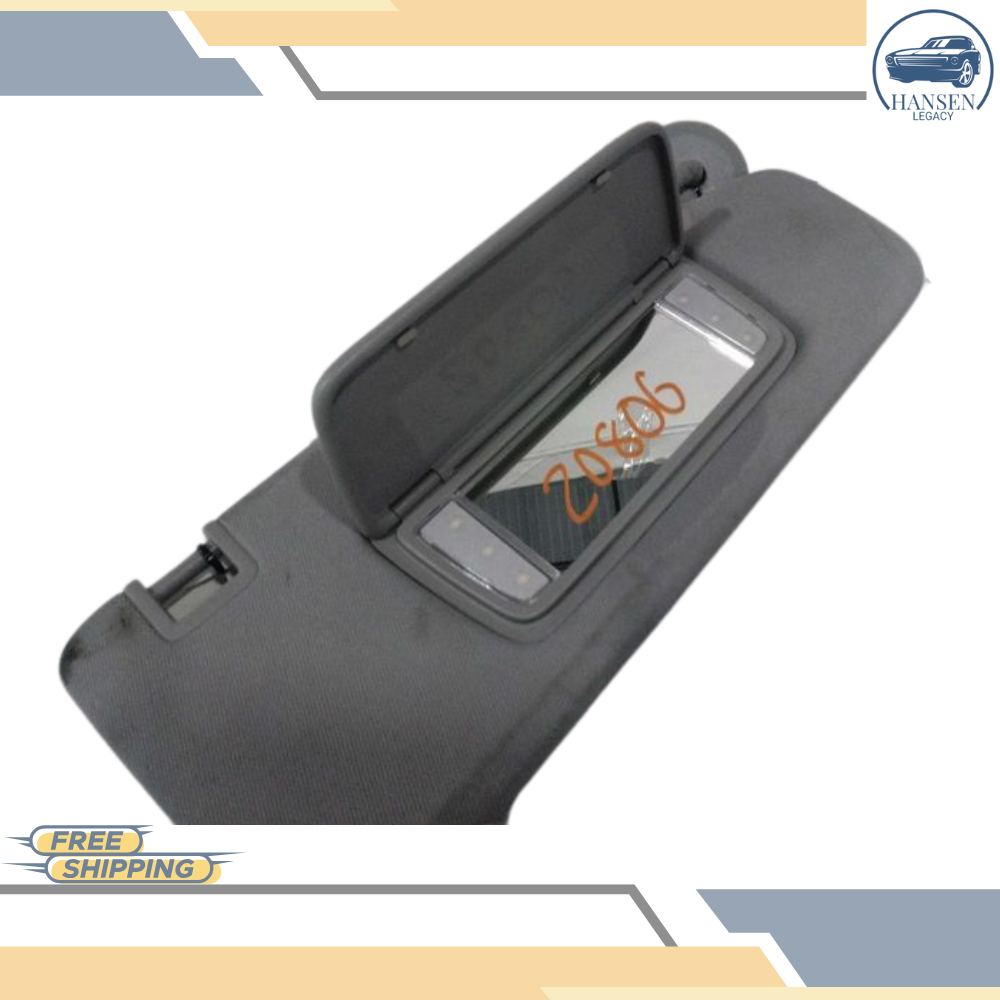 2020–2023 Chevrolet Equinox RH Passenger Sunvisor Sun Visor with Mirror & Light OEM — view 2