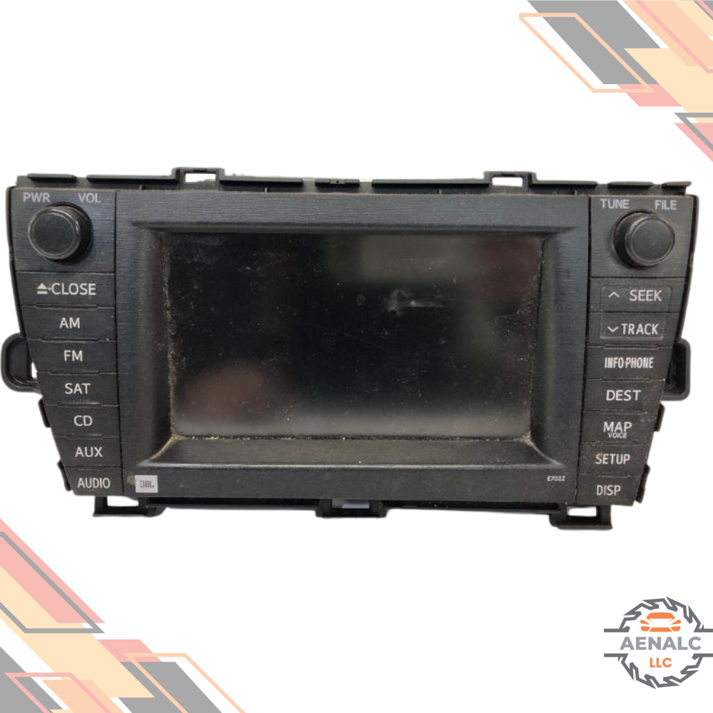 2010–2011 Toyota Prius Display Screen Dash Mounted Navigation Satellite E7022 — view 1