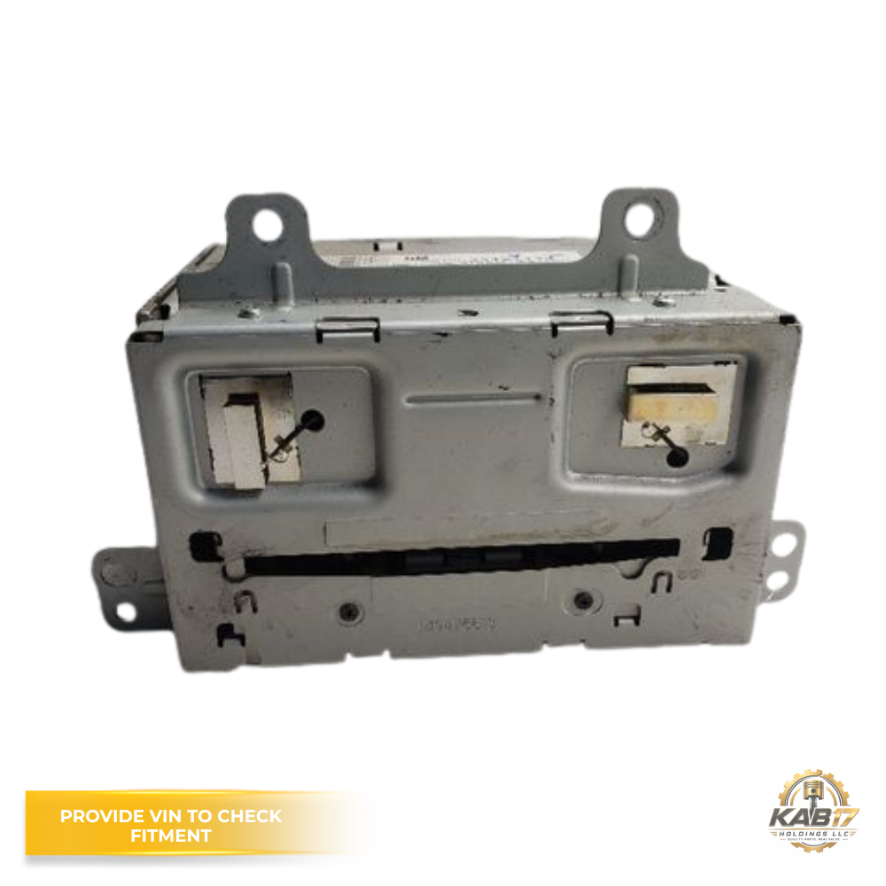 2013 GMC Terrain AM FM CD MP3 Radio Receiver Navigation OEM — view 1