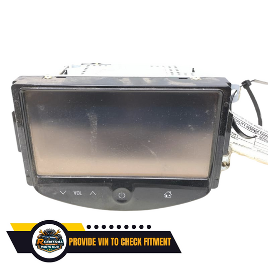 2015–2016 Chevrolet Trax Radio Display & Receiver with mylink u2k — view 1