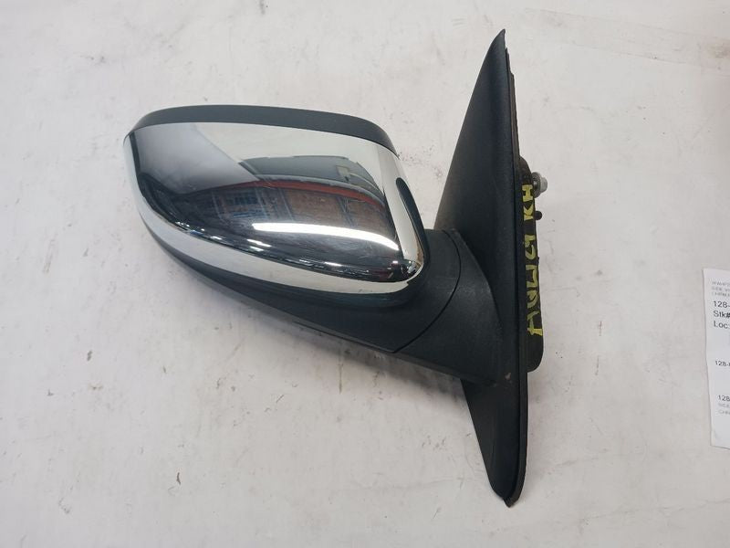 2010–2019 Ford Taurus Sedan RH Passenger Side View Door Mirror Assembly OEM — view 1