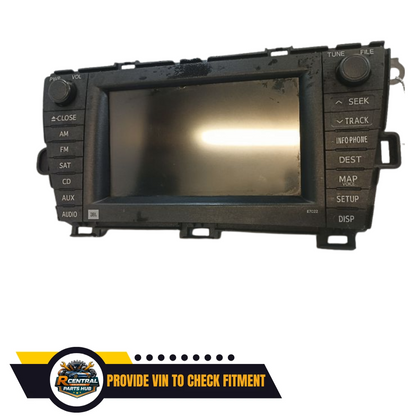 2010–2011 Toyota Prius Dash Display Screen Navigation E7022 — view 1