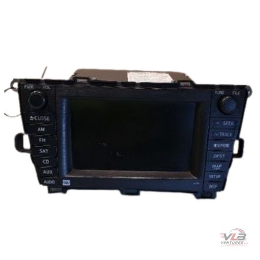 2010–2011 Toyota Prius Dash Display Screen Navigation E7022 — view 1