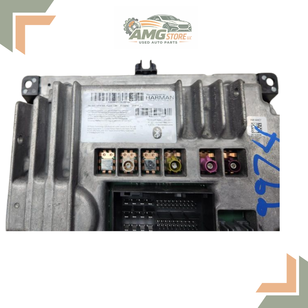 2016 Jeep Grand Cherokee Radio 8.4 Display and Receiver with Navigation OEM — view 3