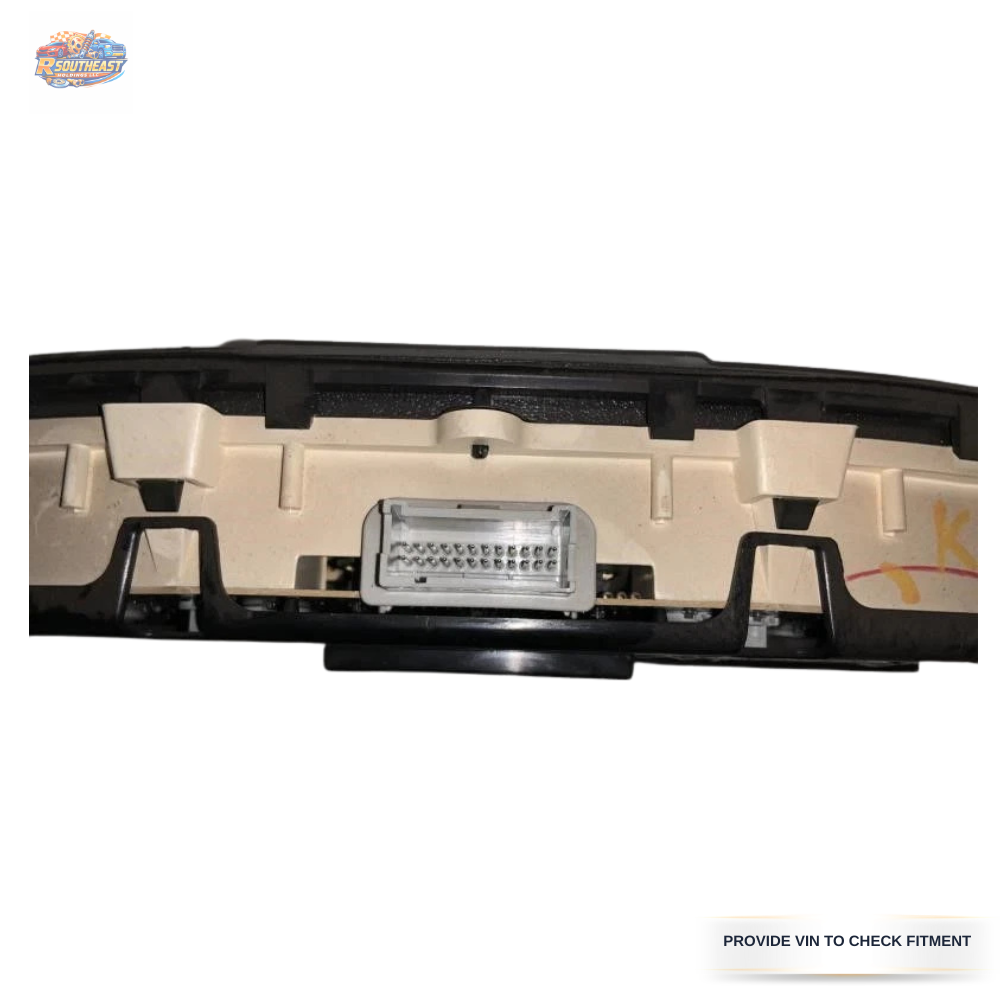 2000–2002 Chevrolet Tahoe Speedometer Speedo Cluster MPH OEM — view 2