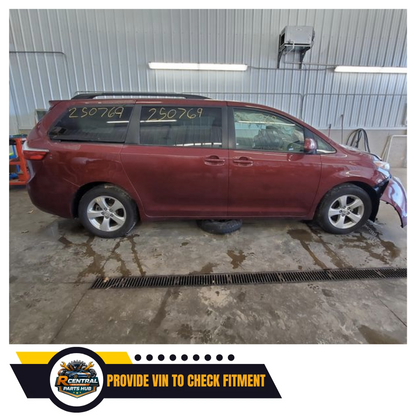 2015 Toyota Sienna AM-FM-CD Radio Receiver P10982 — view 4