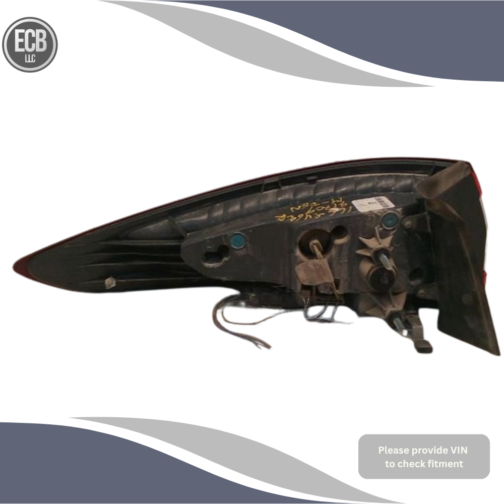 2013–2016 Ford Fusion Titanium Passenger Right Side Tail Light OEM — view 2