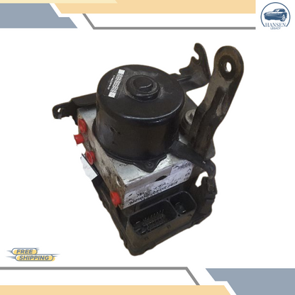 2003–2004 Jeep Liberty ABS Anti Lock Brake Actuator Pump 03 04 — view 1