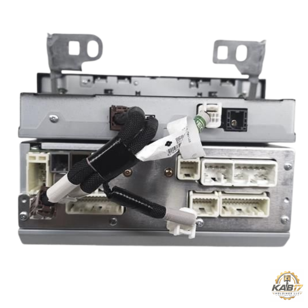 2016–2017 Toyota Sienna CD Player Satellite HD Radio Receiver and display OEM — view 4