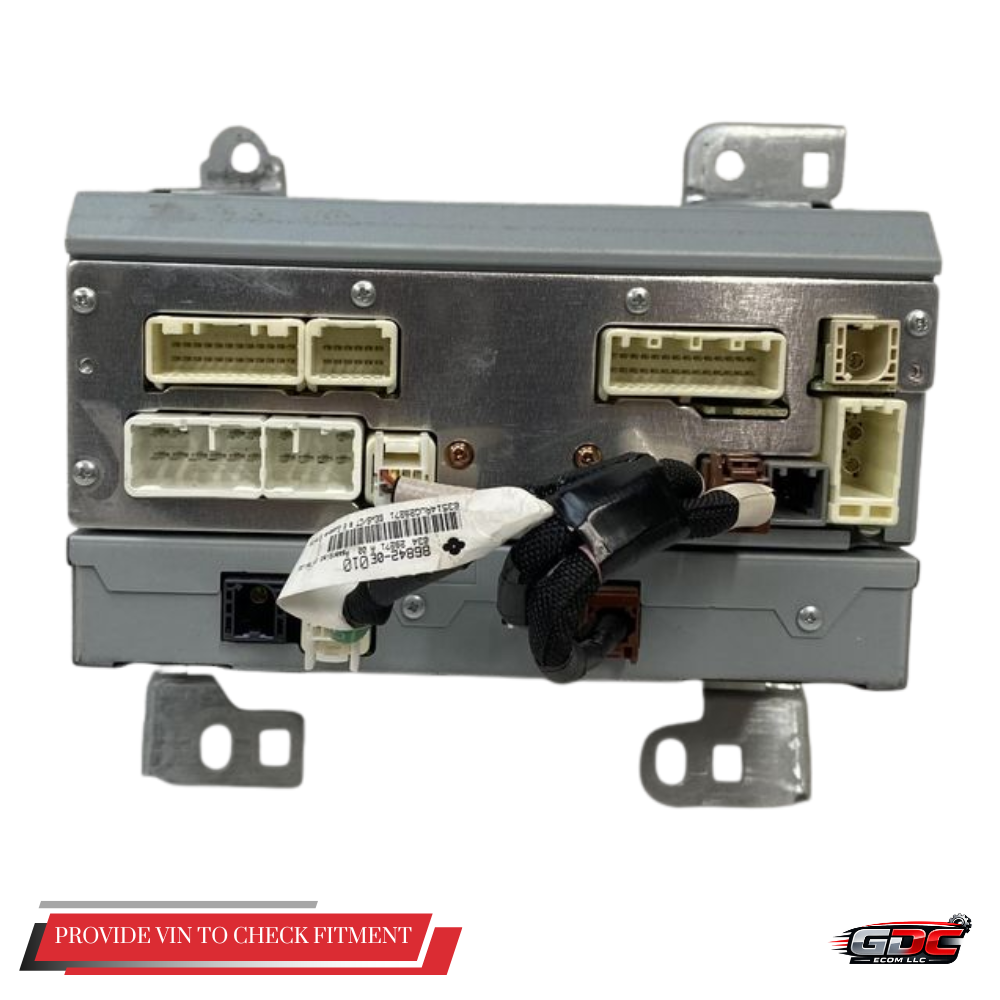 2015 Toyota Sienna AM-FM-CD Radio Receiver P10982 OEM — view 4