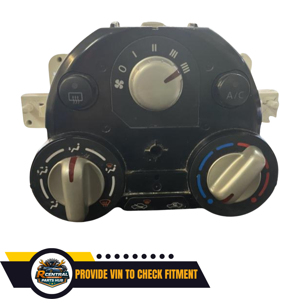 2014 Nissan Versa A/C AC Heater Temperature Control — view 2