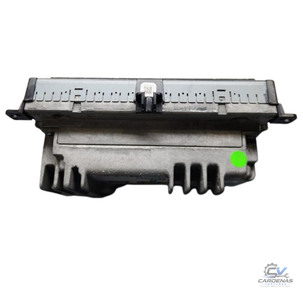 2016 Jeep Grand Cherokee Radio 8.4 Display and Receiver with Navigation OEM — view 2