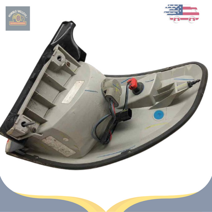 2007–2010 Saturn Outlook Left Passenger Tail Light Assembly Quarter Panel Mntd — view 2
