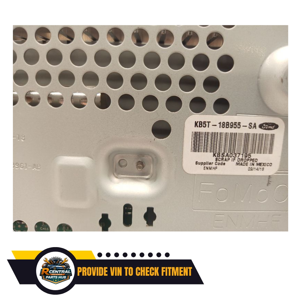 2017–2019 Ford Explorer Navigation Radio Display Screen OEM — view 3
