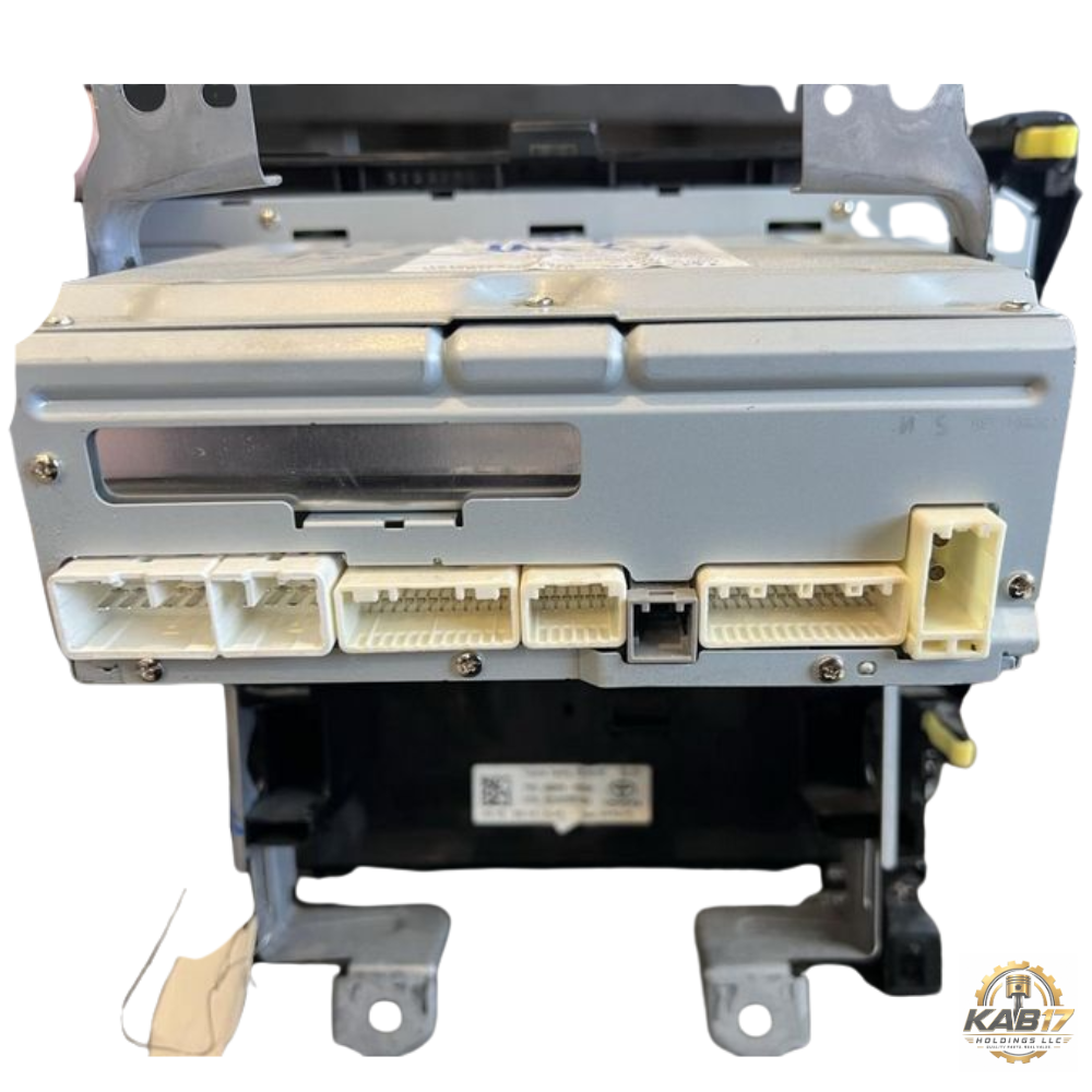 2015 Toyota Camry Radio Touch Screen Display Receiver OEM — view 2