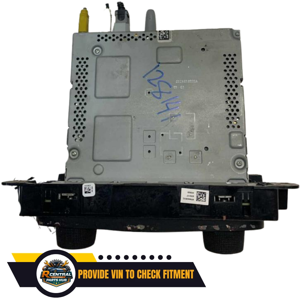 2015–2017 Jeep Renegade AM FM Radio Receiver With Display Screen OEM — view 4