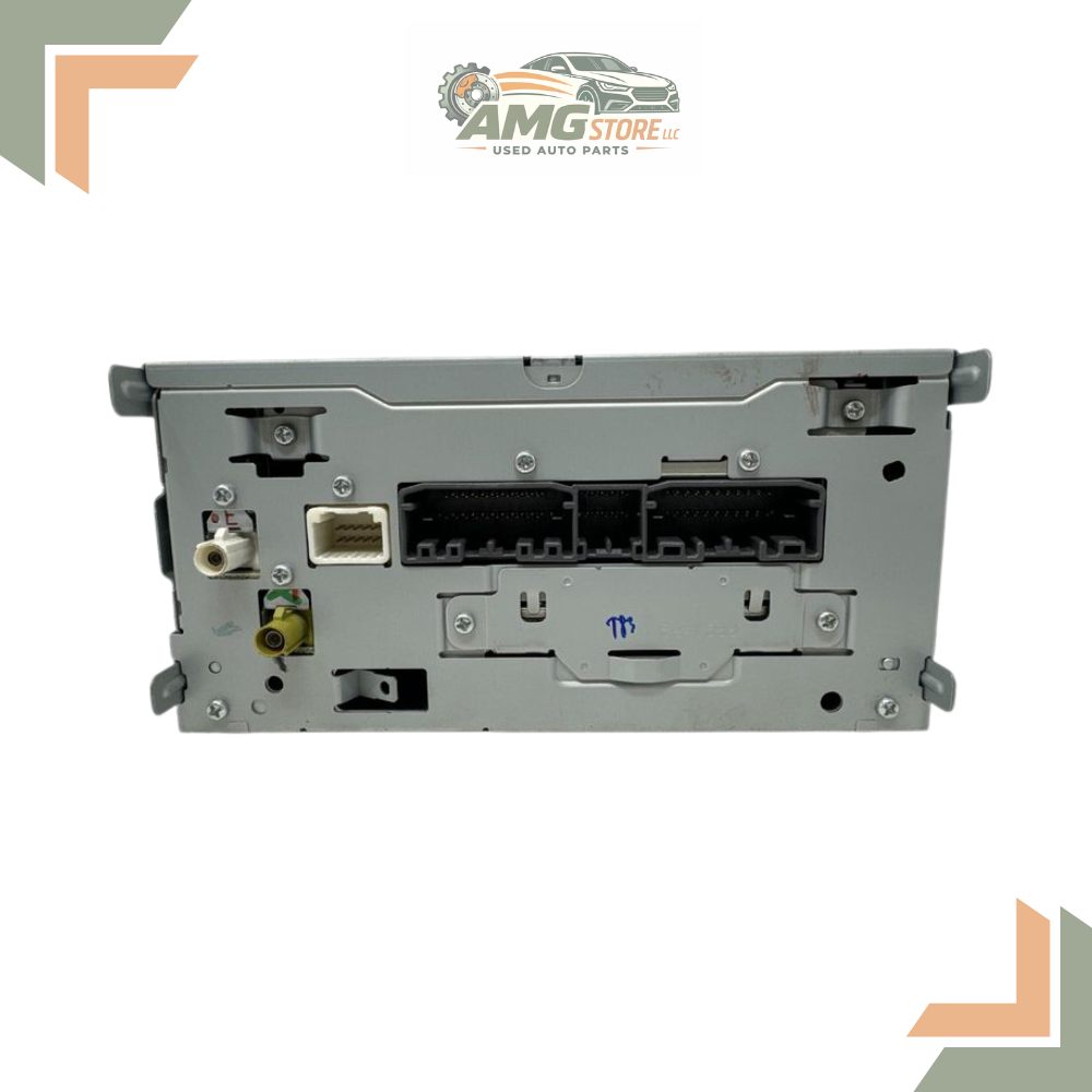 2010 Dodge Caravan Radio Receiver with Satellite — view 2