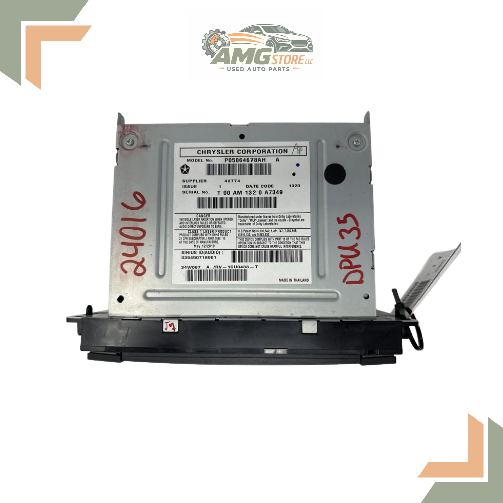 2010 Dodge Caravan Radio Receiver with Satellite — view 3