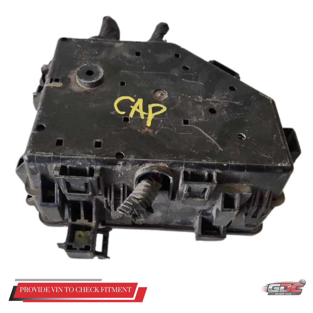 2015–2017 Chevrolet Traverse Engine Compartment Fuse Box OEM — view 2