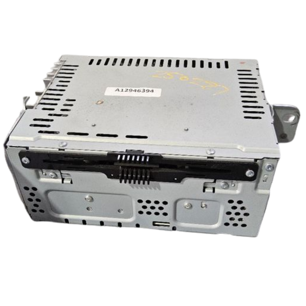 2015–2019 Ford Escape Am Fm Cd Mp3 Single Disc Radio Receiver OEM — view 1