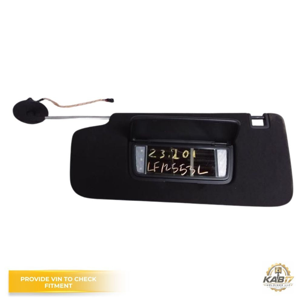 2019–2024 Cadillac XT4 LH Driver Sunvisor Sun Visor with Mirror & Light OEM — view 2